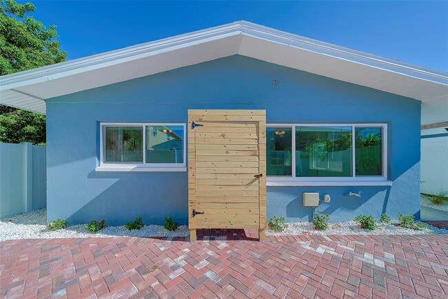 Building Photo - 13248 4th St E