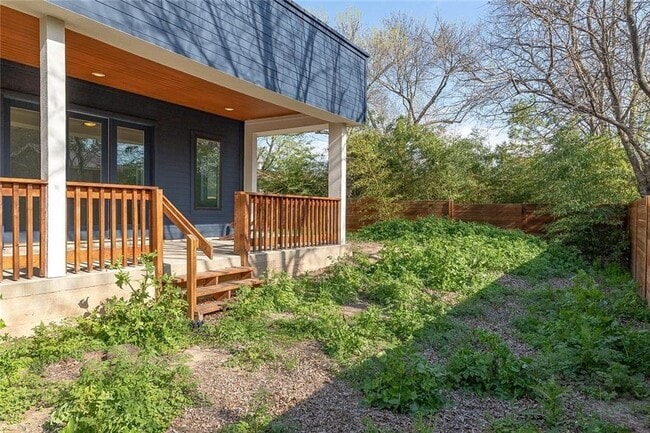 Building Photo - 2509 Del Curto Rd