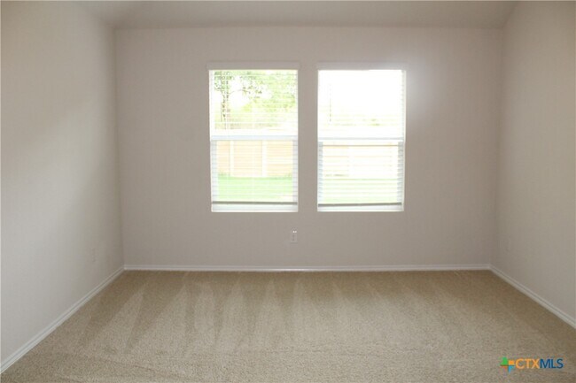 Building Photo - 841 Margay Lp