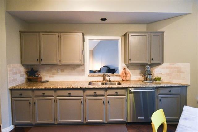 Building Photo - 3852 Beaumont Ln