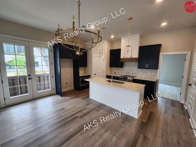 Building Photo - 1101 Windsor Sq