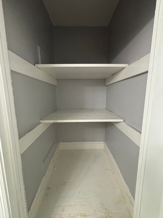 Building Photo - 3 bedrooms in 21239