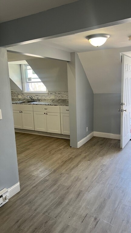 Building Photo - 2 Benefit St