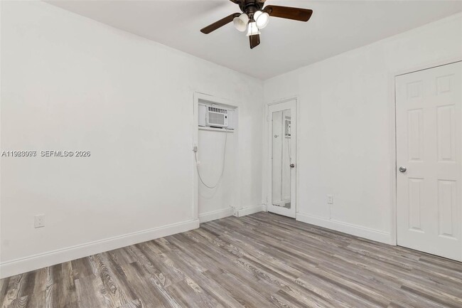 Building Photo - 259 NE 56th St