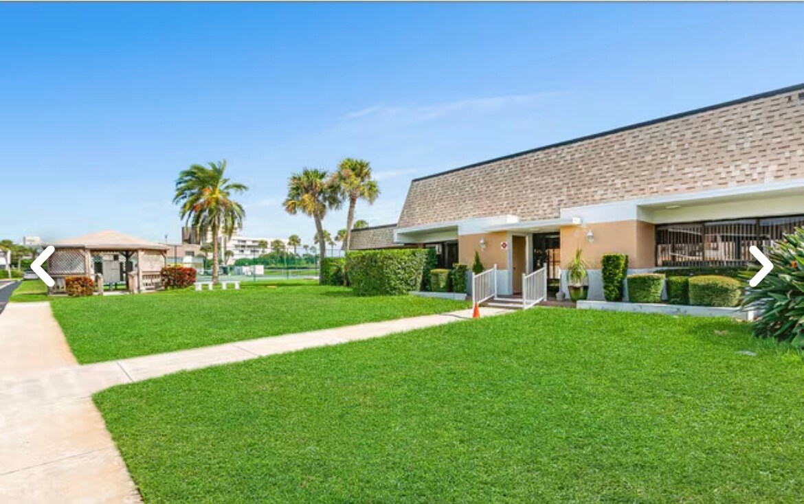 Building Photo - 2700 N Highway A1A