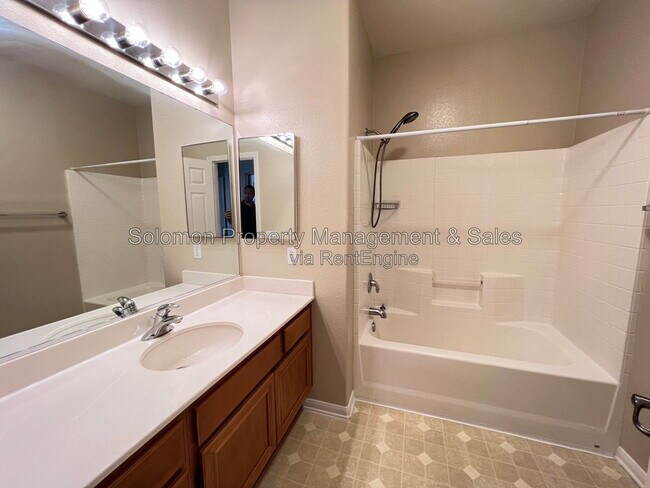 Building Photo - 1474 Rancho Rose Way