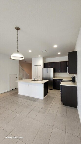 Building Photo - 3364 NW 10th Ave