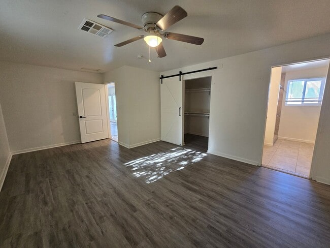 Building Photo - 4124 W Ave L 6
