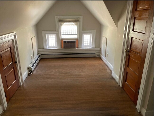 Building Photo - 312 South Upper Street, Lexington KY (Third Floor Unit)