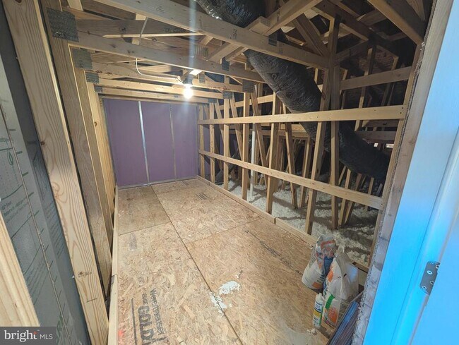 Building Photo - 114 RED LION Ct