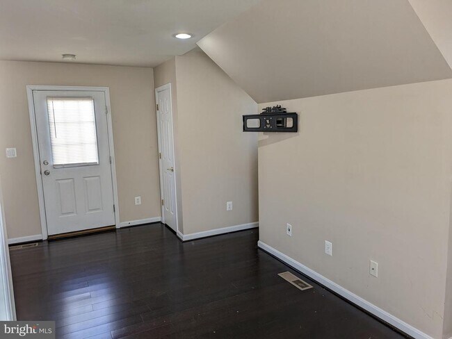 Building Photo - 21882 Brickshire Cir