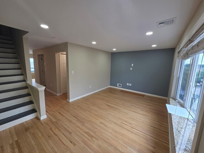 Building Photo - 7309 Dane Ct