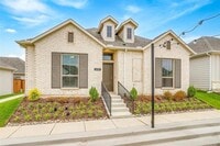 Building Photo - 10434 Peonia St