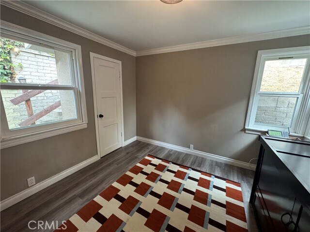 Building Photo - 800 Skyland Dr