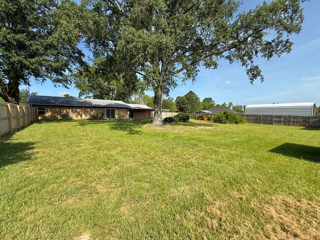 Building Photo - 15412 FM 14