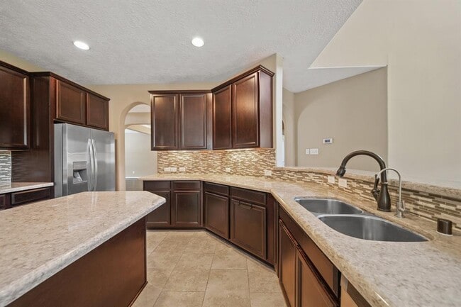 Building Photo - 6503 Loralie Ln