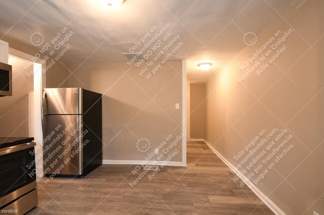 Building Photo - 1 br, 1 bath 4plex - 29 N Tacoma Ave 29.5 ...