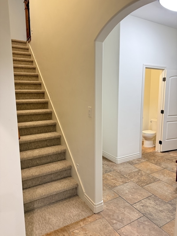 Building Photo - 14328 S Log Home Ln