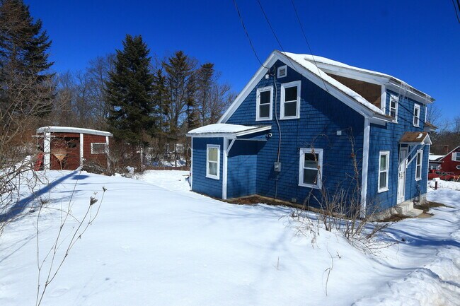 Building Photo - 140 Hartt Ave