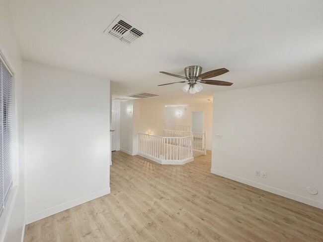 Building Photo - MOVE IN SPECIALS!! 15 DAYS RENT FREE!! Wonderful large, 4 br 2.5 ba family home in Johnson Ranch