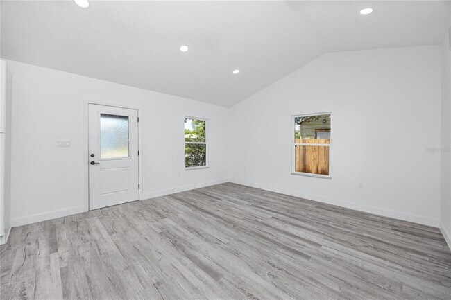 Building Photo - 2859 38th Ave N