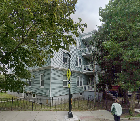 Building Photo - 344 Putnam Ave