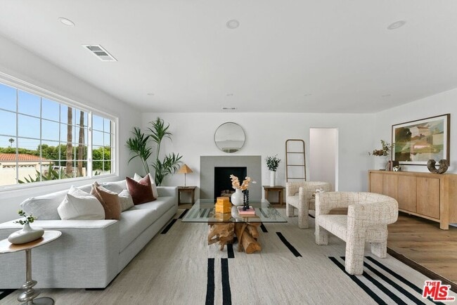 Building Photo - 5192 Orange Pl