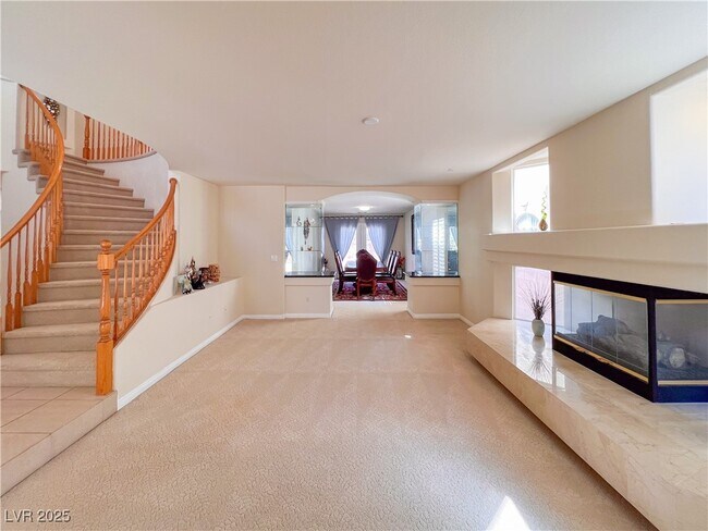 Building Photo - 6586 Shadow Cove Ave