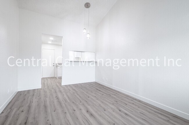 Building Photo - 1244 Virginia Ave