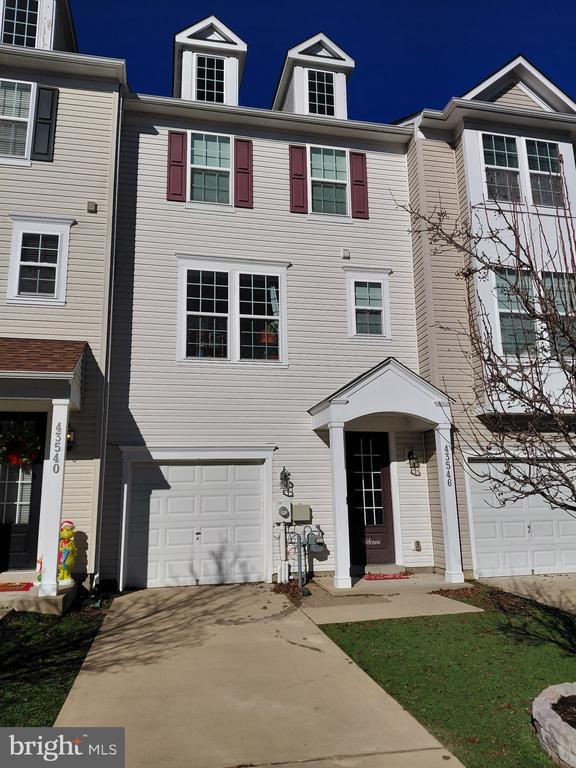 Building Photo - 43546 Wild Iris St