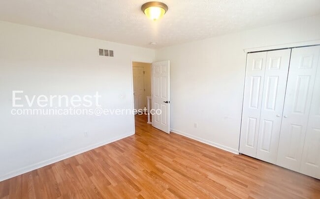 Building Photo - 3674 Arnelle Rd