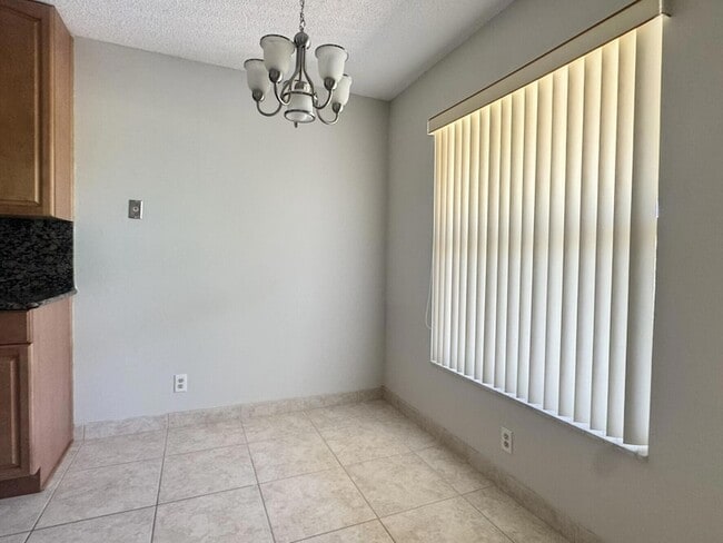 Building Photo - 5908 Via Delray Blvd