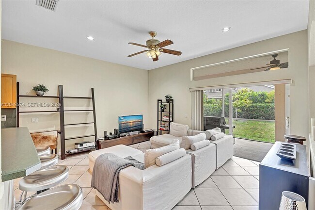 Building Photo - 3711 Falcon Ridge Cir
