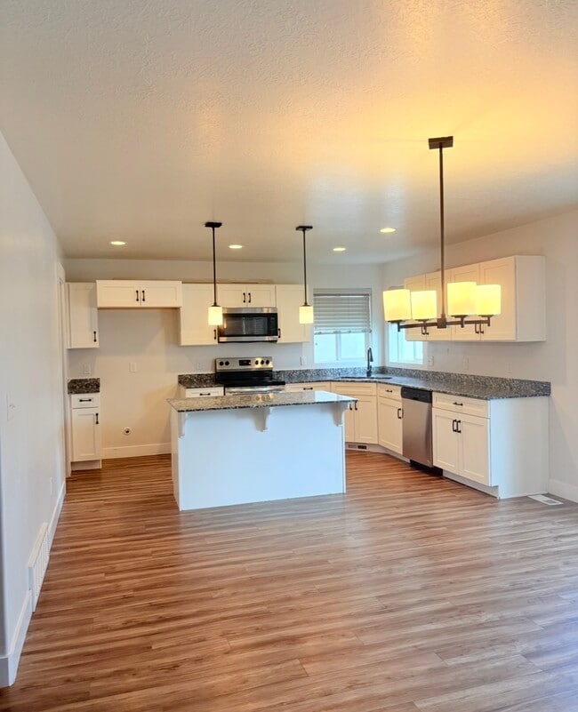 Building Photo - 3978 W 1750 N