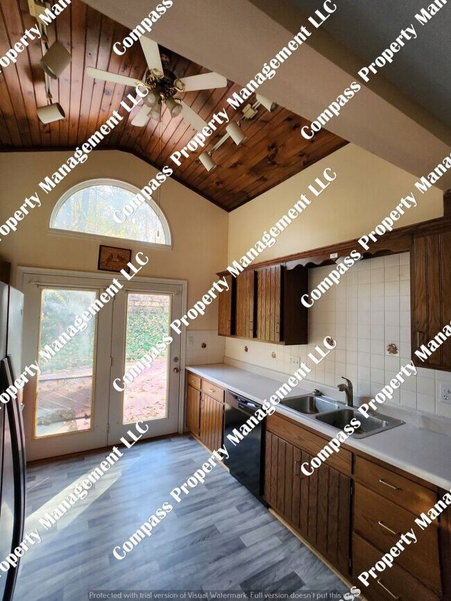 Building Photo - $1895 - 2 Story Single Family Home - Gap