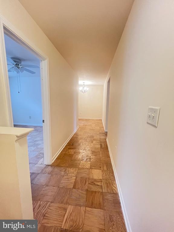 Building Photo - 125 Talbott St