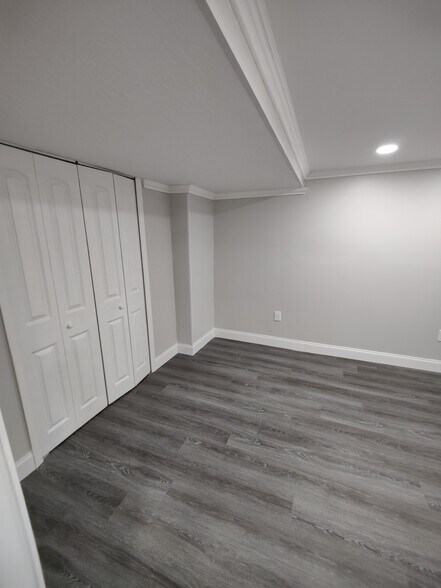 Building Photo - 8519 NW 20th Ct