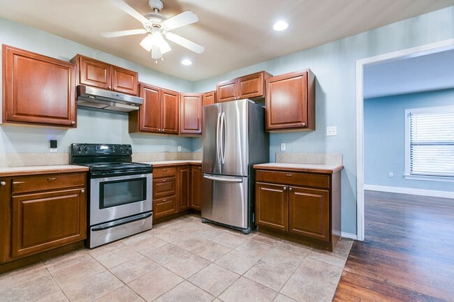 Building Photo - NOW AVAILABLE - Santa Rita Charmer w/ Deta...