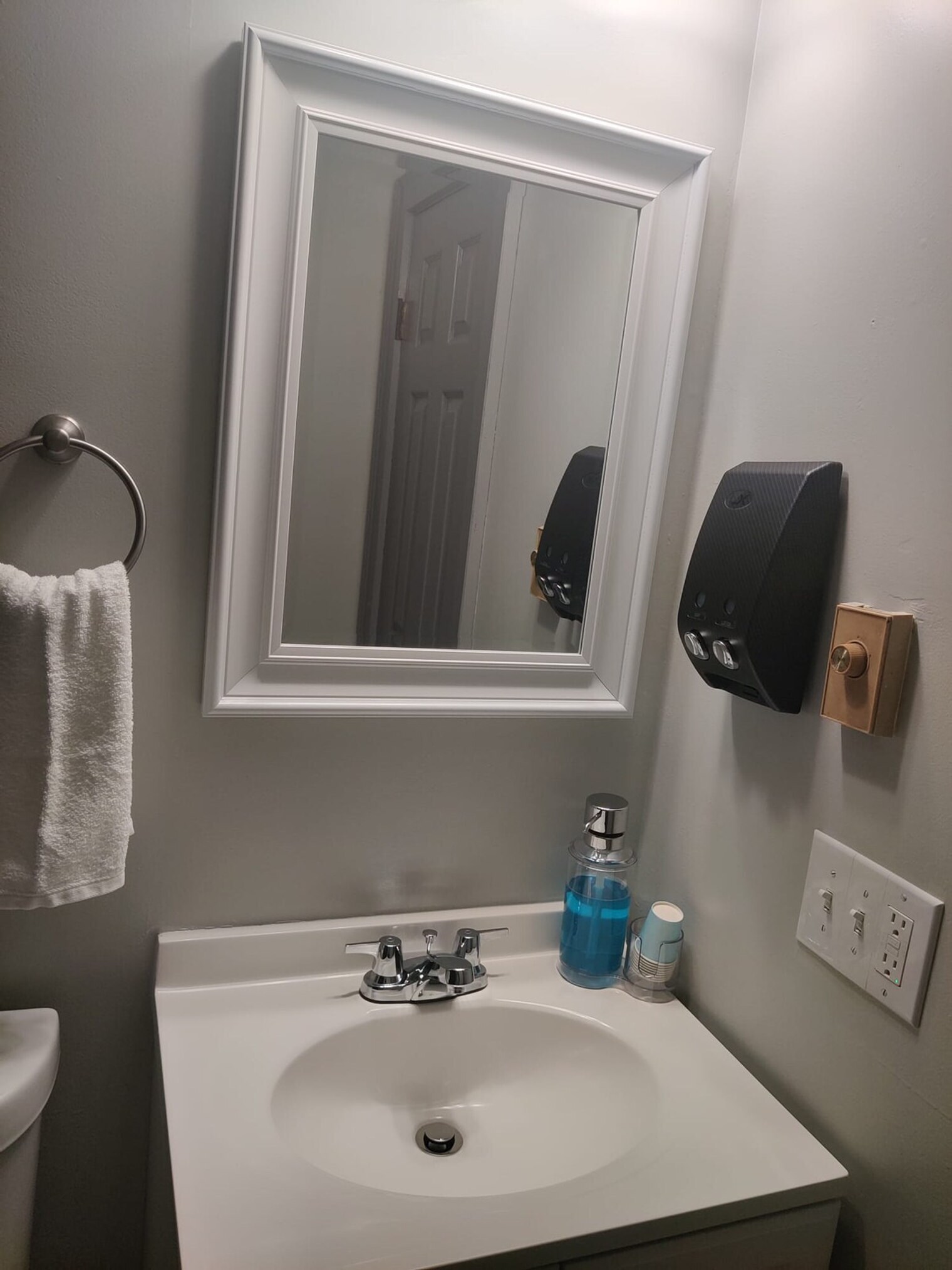 Building Photo - 90 Madison Ave