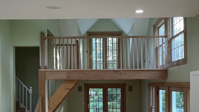 Building Photo - 97 Lords Ln
