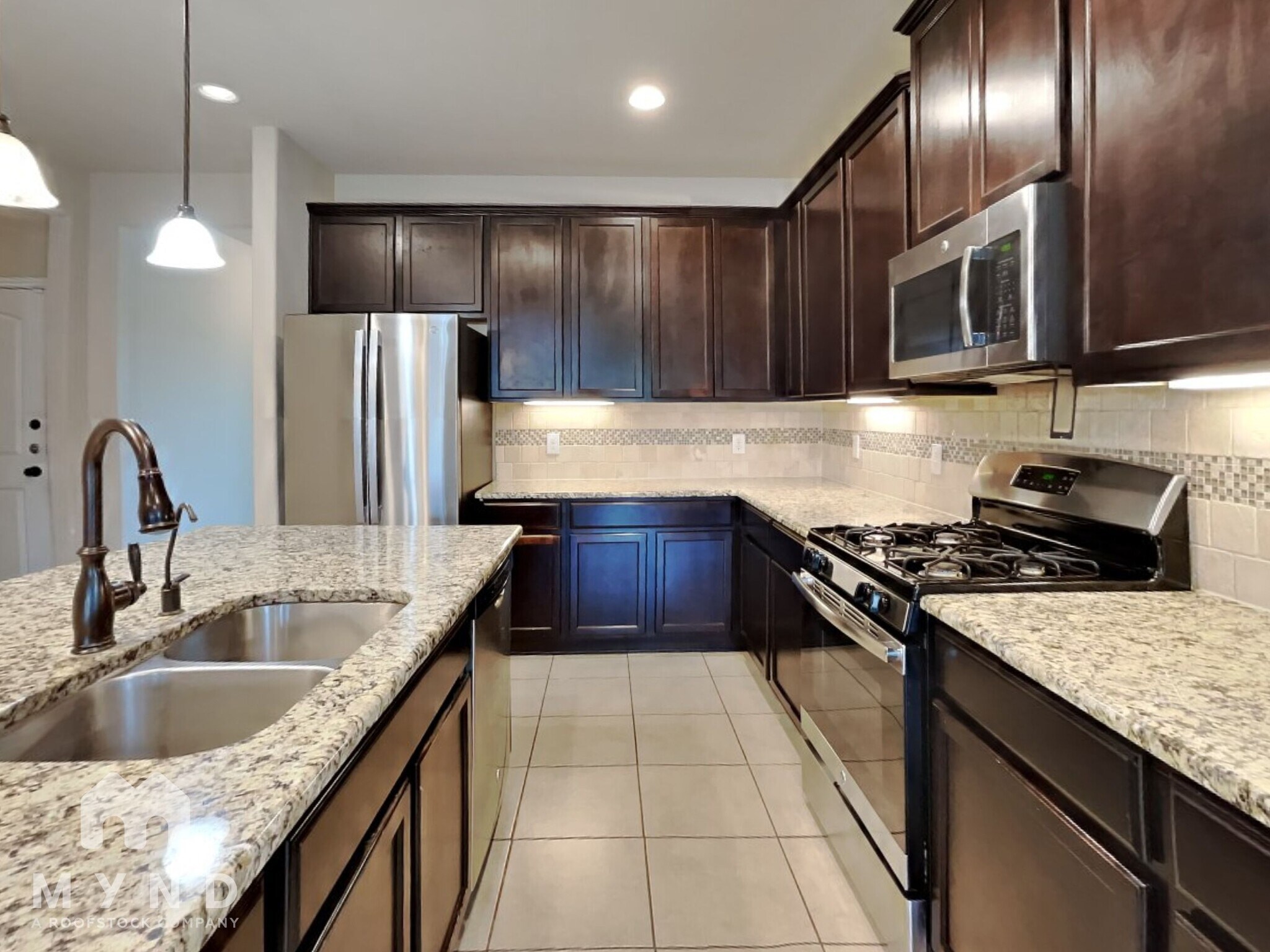 Building Photo - 9627 Bricewood Oak
