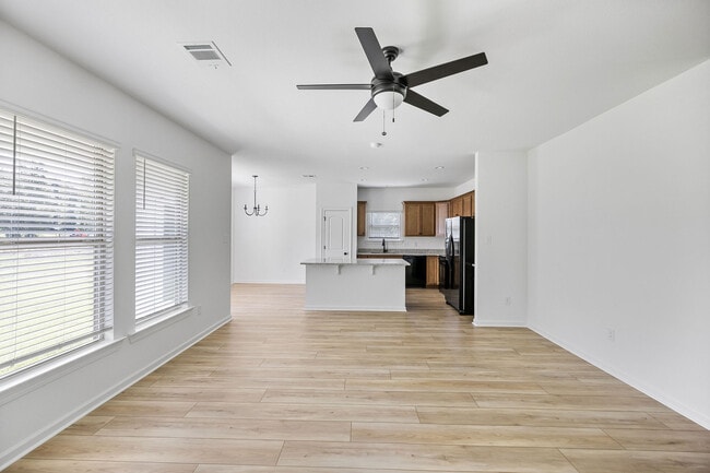 Building Photo - 44256 Doc Hyde Rd