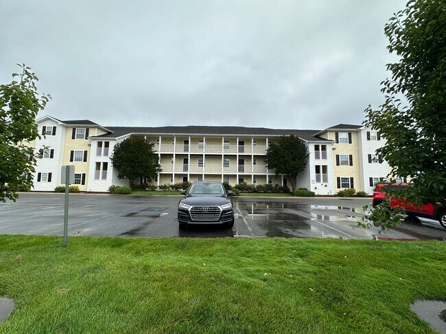 Building Photo - 1101 Caitlins Way