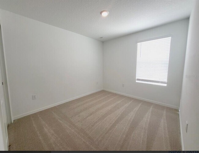 Building Photo - 1811 Roosevelt Pl