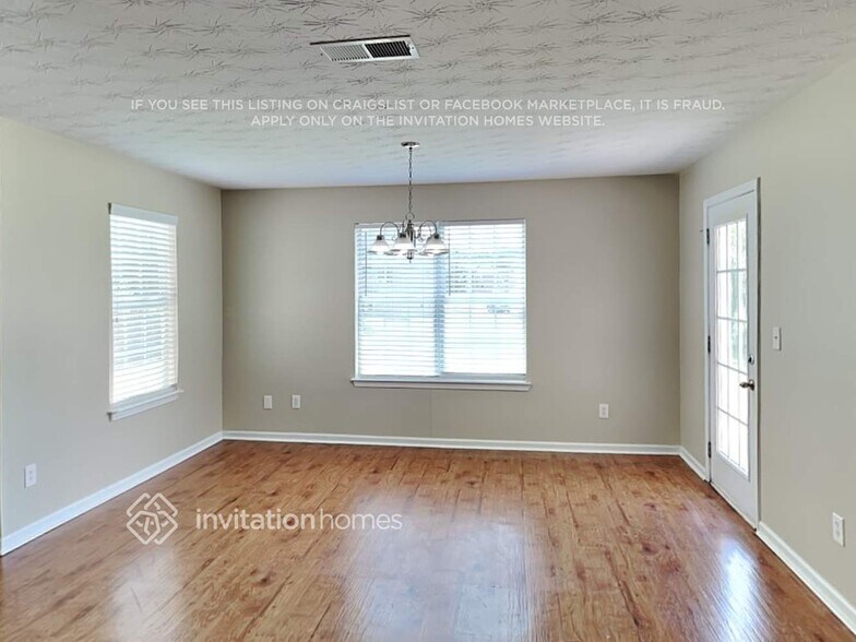 Building Photo - 2207 Corkscrew Way