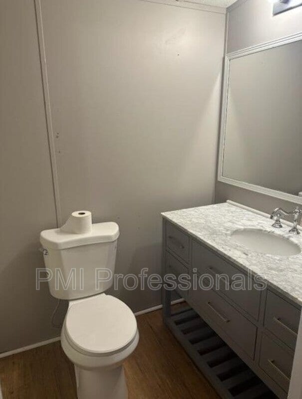 Building Photo - 929 Cranor Rd