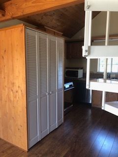 Building Photo - 1052 Hacienda Dr