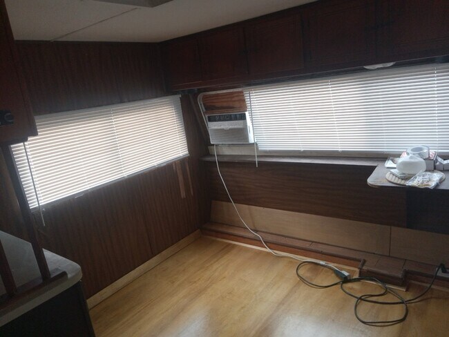 Building Photo - 30346 FL-78
