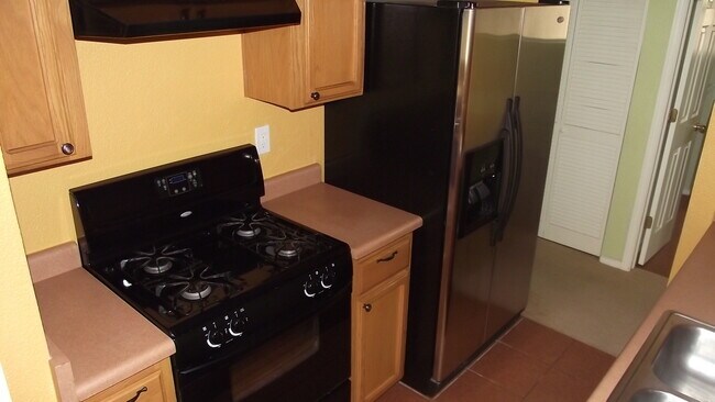 Building Photo - Northeast El Paso 3 Bed/2 Bath with Refrig A/C