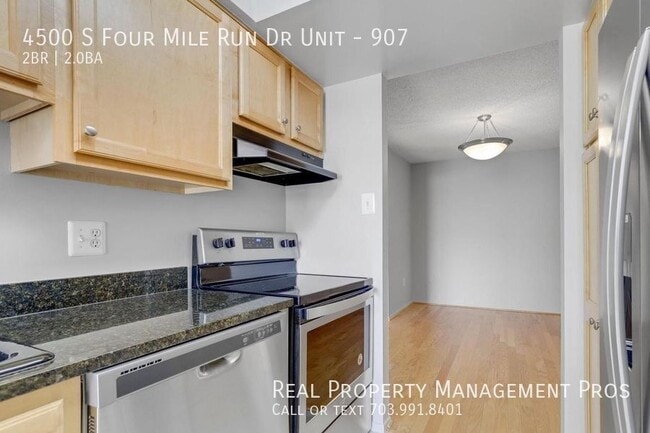 Building Photo - 4500 S Four Mile Run Dr